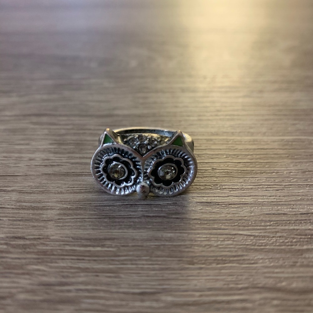 Silver owl ring
